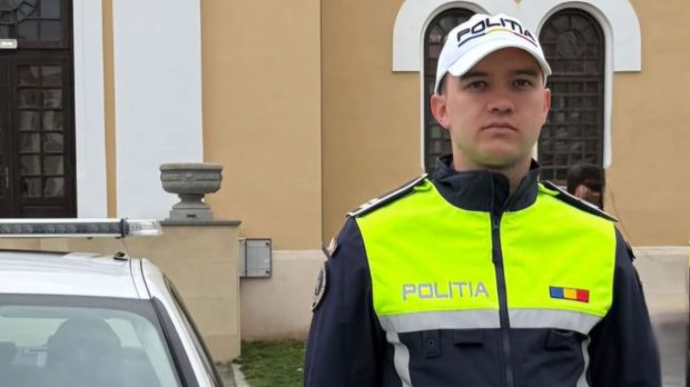O tânără din Craiova, aflată în Creta, a fost salvată de la înec de un polițist din Sebeș: „Un om a lăsat totul deoparte și a înotat cu toată forța spre mine”