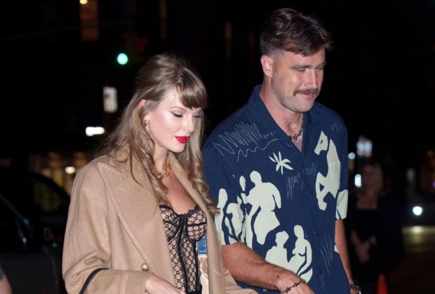 Imagine Stire Cât de scumpă e vila pe care Taylor Swift și Travis Kelce vor să o cumpere. Proprietatea e impresionantă, conacul are și studio de înregistrare | 2review.ro