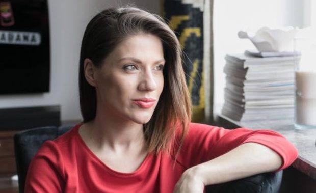 Imagine Stire Unde a plecat Tily Niculae, după ce a anunțat divorțul. Actrița încearcă să-și găsească din nou echilibrul | 2review.ro