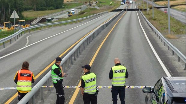 TIR-urile trebuie să ocolească prin Suedia, după ce o autostradă a fost ruptă de o alunecare de teren în Norvegia