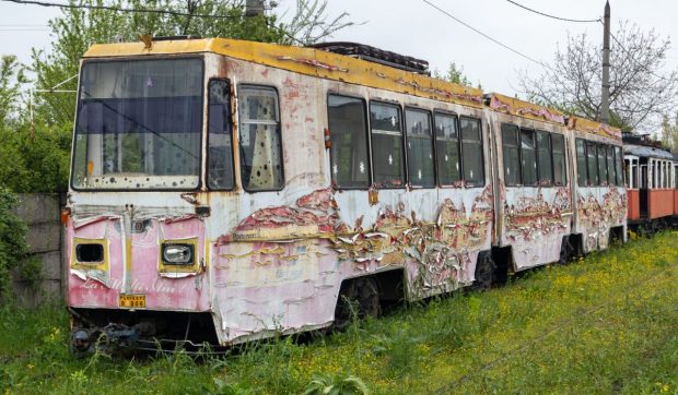 Primarul din Ploiești acuza Consiliul Local de blocarea achiziției de tramvaie noi: „Ne țin în conserve vechi de 50 de ani” 