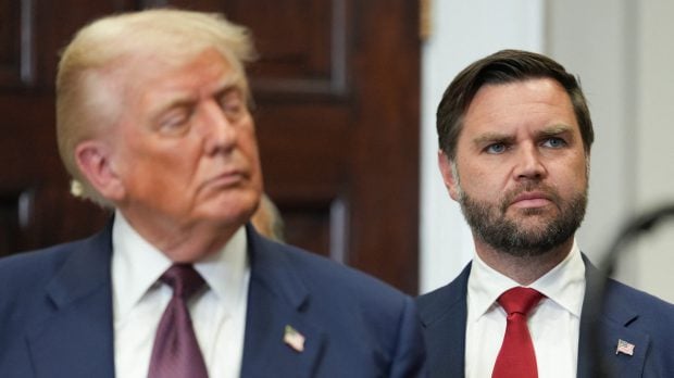JD Vance laudă sănătatea lui Donald Trump, dar se consideră pregătit să devină președintele SUA „dacă se întâmplă o tragedie”