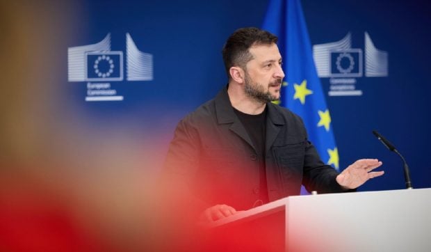 Volodimir Zelenski i-a răspuns lui Donald Trump, care i-a cerut să renunțe la Crimeea pentru ca Putin să accepte pacea cu Ucraina