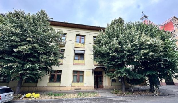 „Îți adaptezi traseele după frică”: Locuitorii din Timișoara spun că deplasările la magazin au devin o sursă de stres și autoritățile îi ignoră