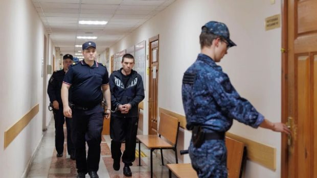 Crimele comise de soldații ruși întorși de pe front: „Zombi agresivi pe străzi. Merg la război, ucid acolo, apoi vin acasă, în permisie, și omoară civili”