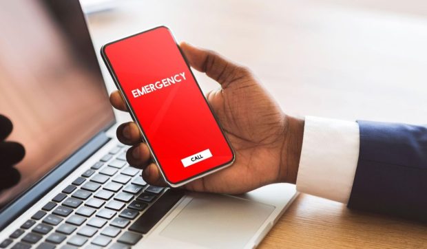 Alertă de urgență, trimisă pe aproape toate telefoanele mobile din Marea Britanie. Oamenii, sfătuiți „să își păstreze calmul”