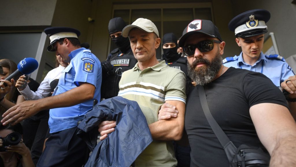 Scandal în Securitate: Fost ofițer moldovean arestat pentru spionaj în favoarea KGB-ului rus! 1 alexandru balan retinut diicot e1757436050869
