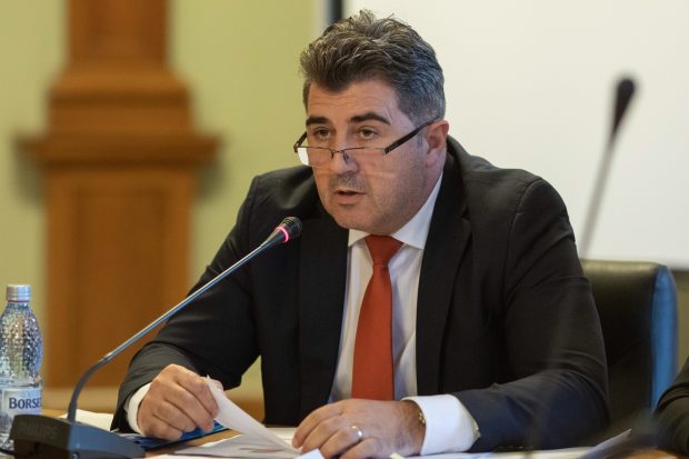 Dosarul șefului CFR la care DNA lucrează din 2023. Din cauza întârzierii, un proces de concediere a fost suspendat mai mult de doi ani