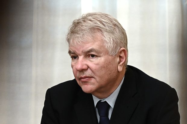 Ambasadorul Rusiei în Franța amenință NATO cu război, dacă un avion rusesc va fi doborât | VIDEO