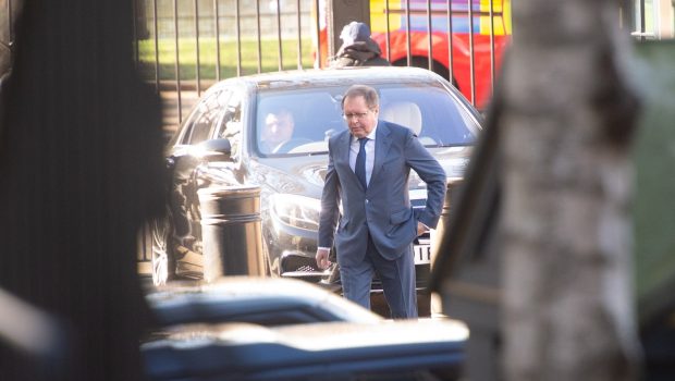 Guvernul britanic l-a covocat pe ambasadorul rus pentru încălcarea „fără precedent” a spațiului aerian al NATO în Polonia și România