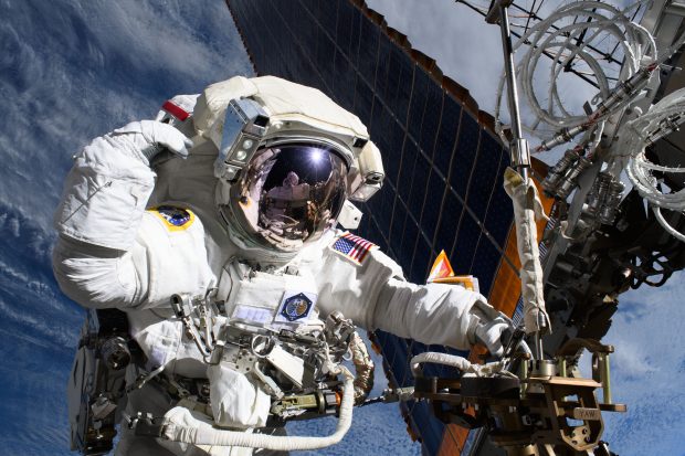 Călătoriile în spațiu accelerează îmbătrânirea, susțin cercetătorii de la NASA: „Cel mai profund studiu”