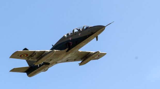 Viitorii piloți de F-16 din România nu au pe ce să se antreneze: avioanele IAR-99 modernizate nu au fost încă livrate