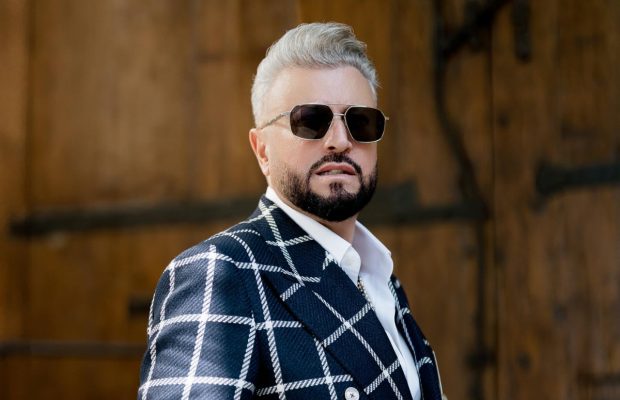 Cei mai mulți designeri sunt plagiatori și falși. Află ce îl nemulțumește și cum vede scena internațională.