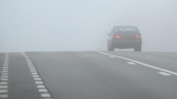 Avertisment de ceaţă deasă cu vizibilitate redusă pe Autostrăzile A3 Bucureşti – Ploieşti şi A7 Ploieşti – Buzău și șosele din câteva județe din țară