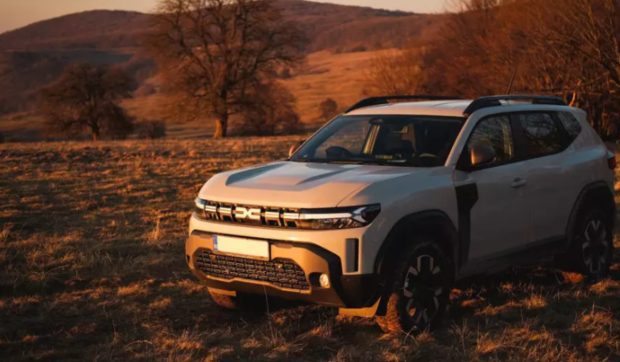 O Dacie 4×4 care are „un consum de combustibil ridicol” este „vehiculul ieftin pentru teren accidentat la care visează spaniolii”