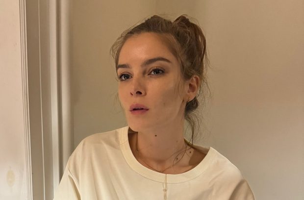 Imagine Stire Mesajul Doinei Teodoru după despărțirea de Cătălin Scărlătescu. Pe Instagram, actrița încă apare drept iubita lui | 2review.ro
