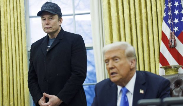 Culisele „despărțirii” dintre Elon Musk și Donald Trump, dezvăluite de tatăl miliardarului: „Ca o beție excesivă”