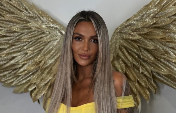 Imagine Stire Cum face bani Ella Vișan după Insula Iubirii 2025. Cere aproape 45 de lei: „Direct de la mine” | 2review.ro