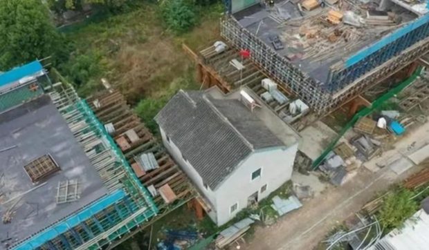 Mătușa Zhang, ultimul obstacol în calea unui proiect feroviar de 5,3 miliarde de dolari. Prețul absurd cerut de femeie pentru o casă modestă