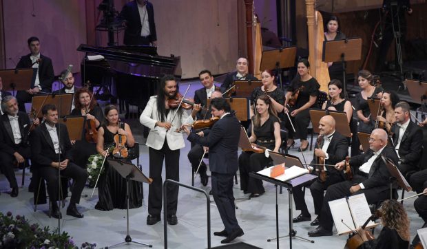 Programul Festivalului George Enescu 2025, marți, 2 septembrie: Les Siecles, DinDor’NdoR, Simfonia Varșovia și Orchestra Tonhalle din Zurich