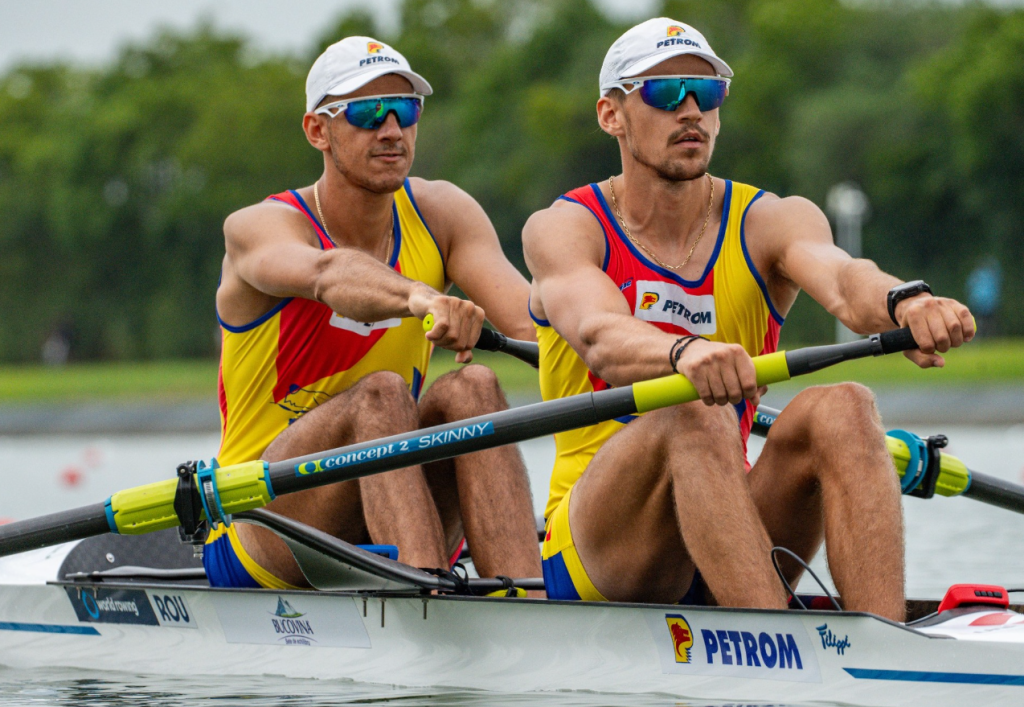 România, dublă performanță la Campionatele Mondiale de la Shanghai: aur la feminin, argint la masculin, la dublu rame