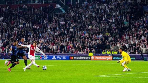Liga Campionilor: Inter Milano a învins Ajax Amsterdam, scor 2-0. Victorie la limită pentru Liverpool