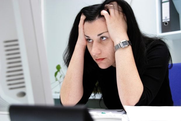 Țeapă de 13.000 de euro la Suceava: cum a rămas fără bani o femeie care a crezut că-i depune într-un fond de investiții