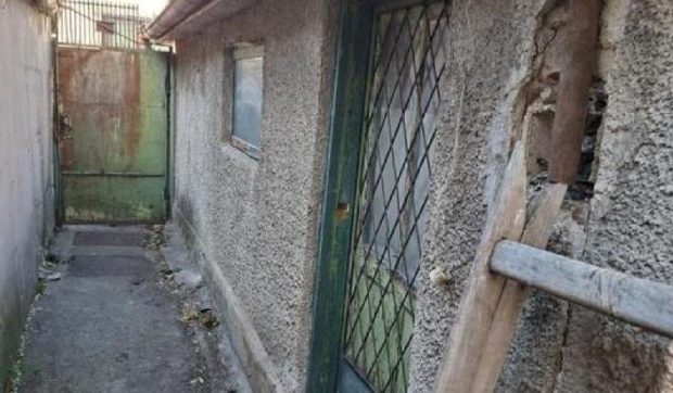 Prețul fabulos cu care se vinde un vechi garaj din București. Poate fi „o locuință cu minimum de confort”, spune agentul imobiliar