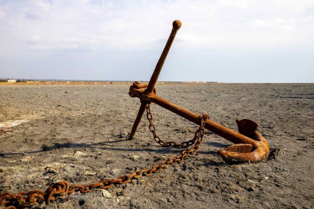 Lacul Urmia a dispărut: cea mai mare întindere de apă sărată din Asia s-a transformat într-un deșert toxic
