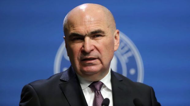 Ilie Bolojan, după ce propriii angajați din Guvern au protestat: „Să protestezi și să fii și plătit nu e în regulă”