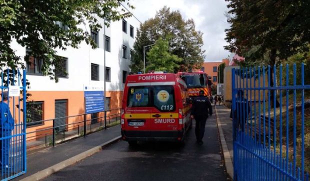 Incendiu la o școală din Cluj-Napoca: peste 300 de elevi au fost evacuați