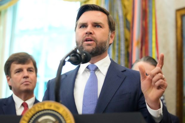 Trump nu vede niciun motiv pentru a izola economic Rusia când războiul se va încheia, spune Vance