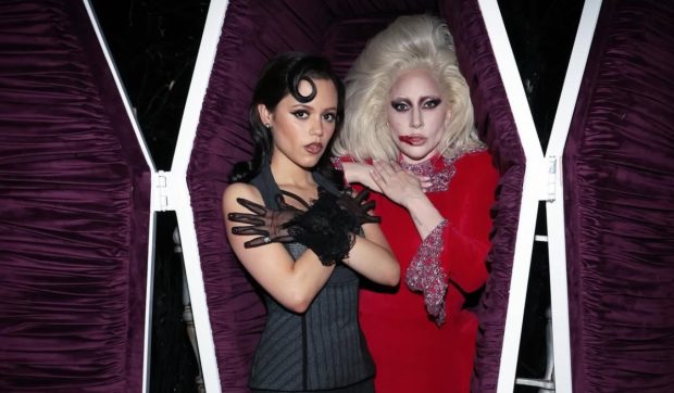 Imagine Stire Lady Gaga, apariție spectaculoasă în „Wednesday”. Ce rol joacă artista în serialul Netflix | 2review.ro