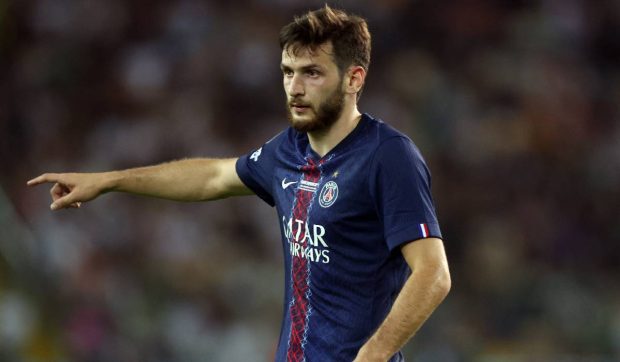 PSG-Lens: Kvaratskhelia a ieșit de pe teren șchiopătând, un meci cu multe accidentări, dar încheiat cu 2-0 pentru Paris
