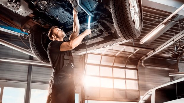 5 lucruri de verificat când cumperi un Mercedes-Benz rulat de la Auto Schunn