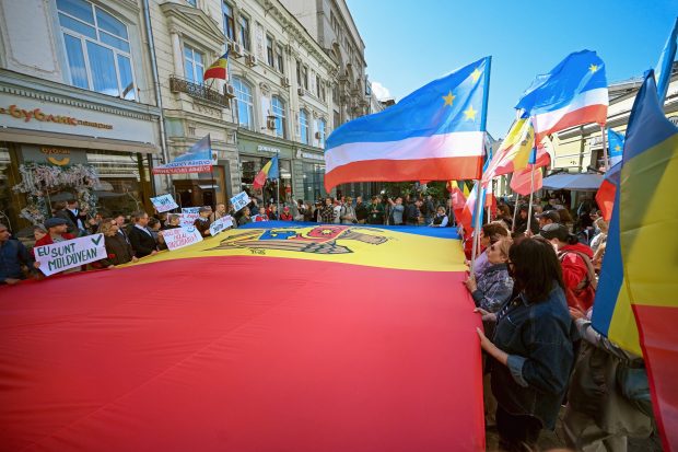 Ileana Racheru, expert în spațiul ex-sovietic: „În Republica Moldova nu sunt figuri politice noi, dar sunt posibile surprize în rezultate, pe modelul Georgescu’’