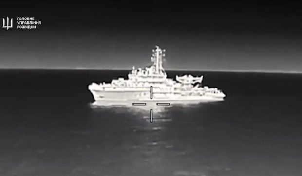 Navă de 60 de milioane de dolari a Rusiei, lovită în plin de o dronă ucraineană. Moscova are doar 4 asemenea nave