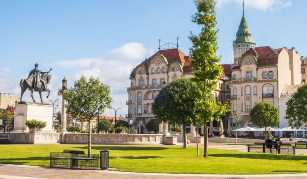 400 de navetiști din Ungaria vin zilnic la muncă în Oradea, atrași de salariile oferite de parcurile industriale din zonă