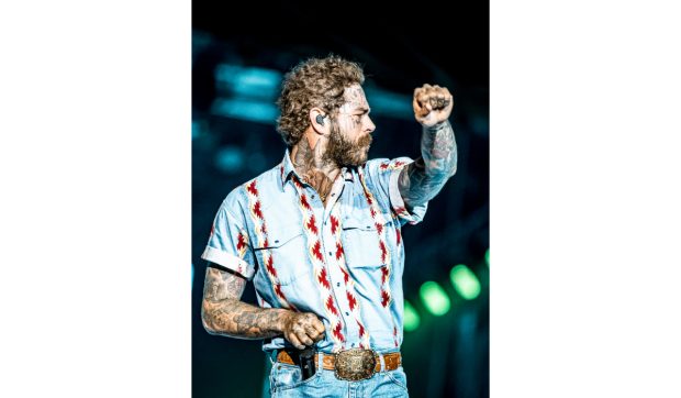 Post Malone, între marile scene ale lumii: de la UNTOLD X la Paris Fashion Week, VMAs până la Super Bowl 2026?