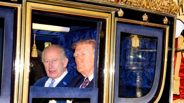Trump, primit de regele Charles cu cea mai mare gardă de onoare din ultimii 500 de ani. Miza vizitei liderului american în Marea Britanie I VIDEO