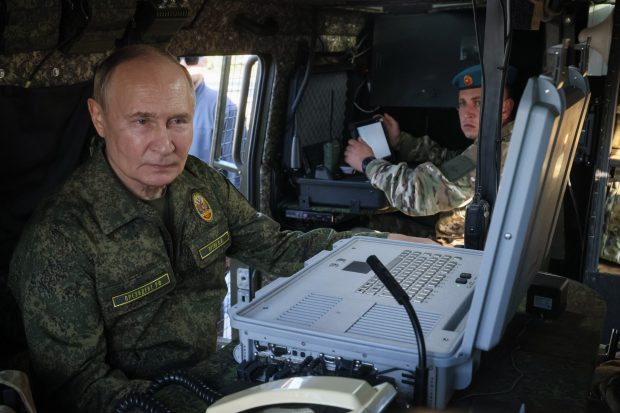 Al Treilea Război Mondial va începe înainte de Crăciun, după ce Vladimir Putin va declanșa un atac asupra Poloniei. Avertismentul unui general rus dezertor: „Va fi zonă-gri”