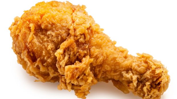 Rețeta secretă a puiului de la KFC și cele 11 ierburi de care nu știa nimeni au fost dezvăluite