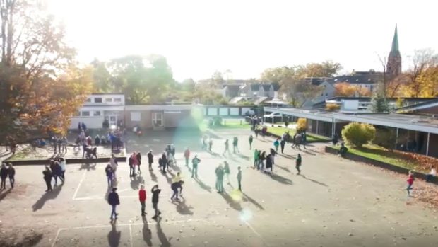 O elevă a furat banii pentru balul de absolvire, în Germania. Ce sumă a sustras