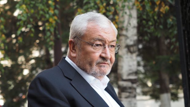 Anularea condamnării lui Sebastian Vlădescu a ajuns pe masa judecătoarei Lia Savonea. Fostul ministru de finanțe mizează pe două documente-cheie