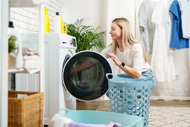 Care sunt cei mai mari consumatori de energie dintr-o locuință. Strategii simple pentru a reduce consumul de curent și a avea facturi mai mici