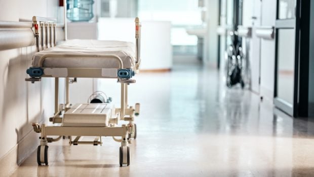 Spitalele din Franța, instruite să se pregătească, până în martie 2026, pentru un potențial război în Europa