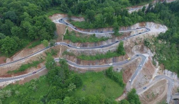 Relaxare la doar o oră de Timișoara: povești cu haiduci și drumul panoramic Transluncani