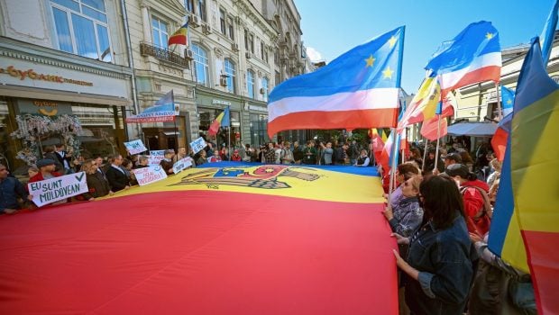 Planul de 350 de milioane de dolari al Kremlinului pentru a impune un regim marionetă la Chișinău. Scopul lui Putin este „foarte periculos” pentru întreaga Europă