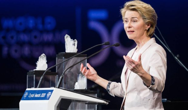 Nouă țări UE, inclusiv România se opun majorării noilor taxe pe corporații și tutun impuse de Comisia Europeană