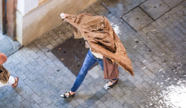Grindină și furtuni în Valencia, Castellon și Alicante. Alertă MAE pentru români